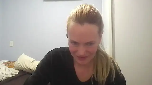 Annylove1 online show from 06-28-26, 12:28
