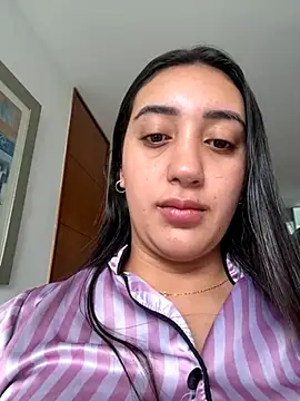 Hannahoff online show from 10-18-25, 04:09