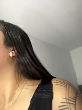 Hannahoff online show from 09-24-25, 07:20