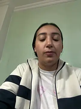 Hannahoff online show from 02-01-25, 04:14