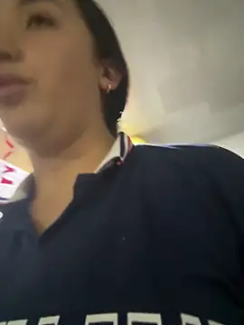 Hannahoff online show from 02-15-25, 01:21