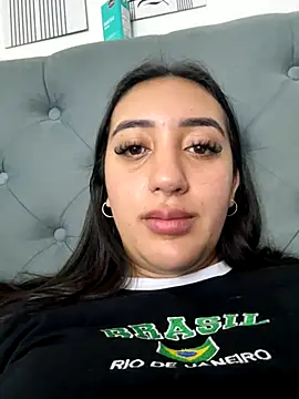 Snapshot of Hannahoff chatting on 11-08-25, 04:38 Hannahoff online show from 11-08-25, 04:38