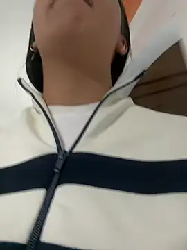 Hannahoff online show from 02-01-25, 01:12