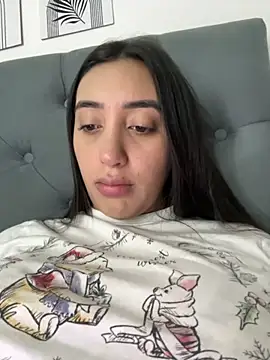 Snapshot of Hannahoff chatting on 11-22-25, 03:16 Hannahoff online show from 11-22-25, 03:16