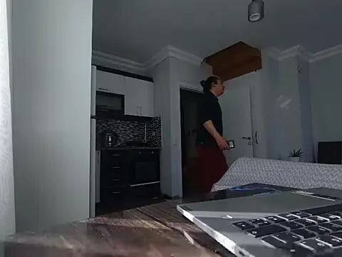 ALPHANDRE online show from 04-13-26, 06:06