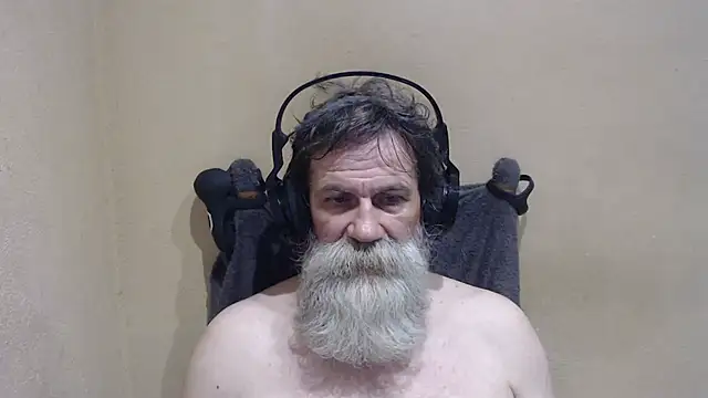 Snapshot of AlexNudo chatting on 07-19-26, 09:50 AlexNudo online show from 07-19-26, 09:50