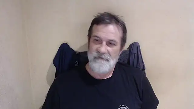 AlexNudo online show from 10-18-25, 08:05