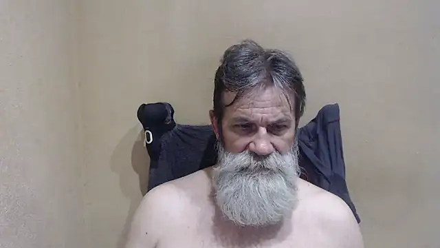 Snapshot of AlexNudo chatting on 06-06-26, 11:04 AlexNudo online show from 06-06-26, 11:04