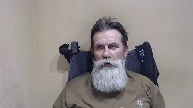 Snapshot of AlexNudo chatting on 06-13-26, 08:07 AlexNudo online show from 06-13-26, 08:07