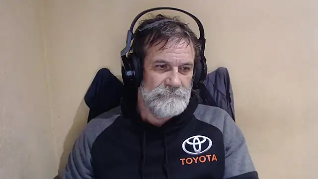 AlexNudo online show from 10-30-25, 07:39