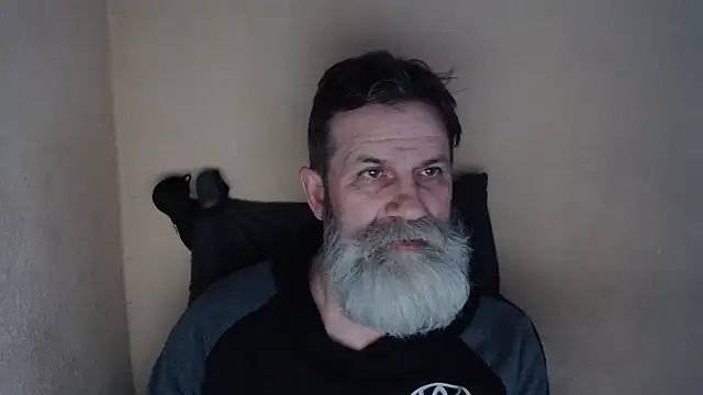 Snapshot of AlexNudo chatting on 02-24-26, 01:23 AlexNudo online show from 02-24-26, 01:23