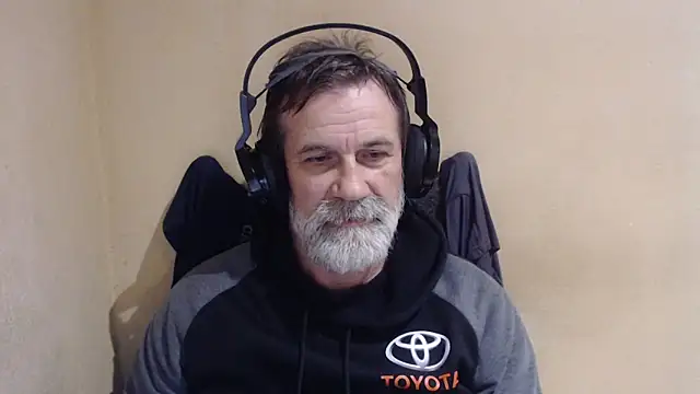 AlexNudo online show from 10-19-25, 08:17