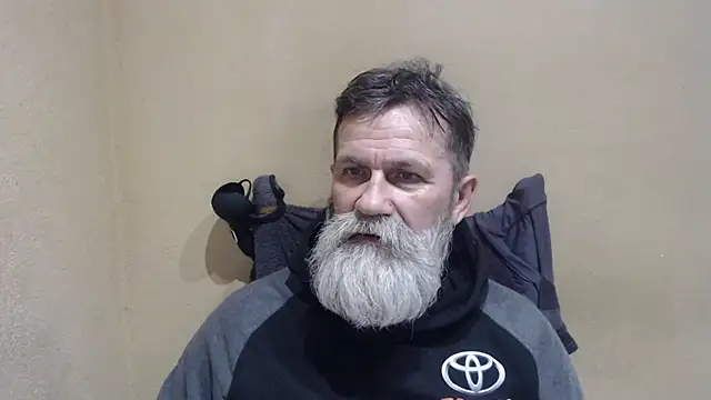 Snapshot of AlexNudo chatting on 02-19-26, 04:04 AlexNudo online show from 02-19-26, 04:04