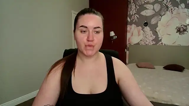 Snapshot of Roxie_Bradley chatting on 04-24-26, 05:42 Roxie Bradley online show from 04-24-26, 05:42