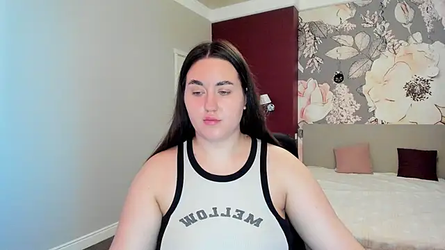 Roxie Bradley online show from 11-21-25, 06:56