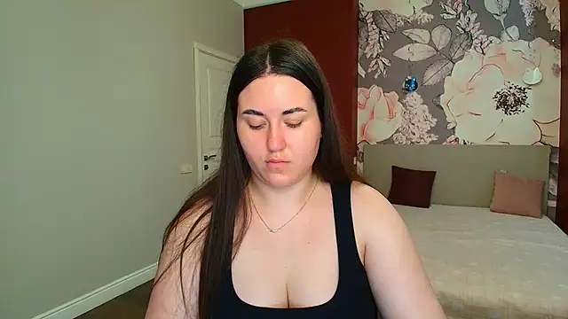 Snapshot of Roxie_Bradley chatting on 06-05-26, 05:45 Roxie Bradley online show from 06-05-26, 05:45