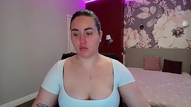 Roxie Bradley online show from 03-28-26, 06:58