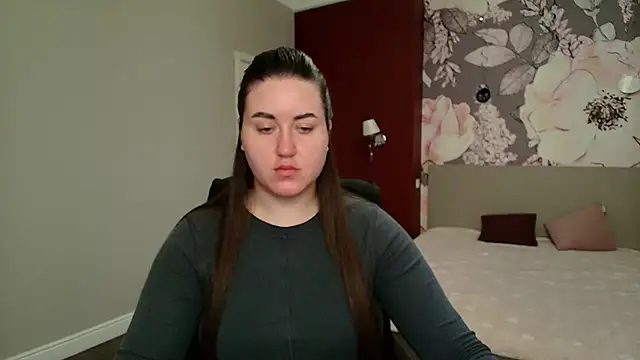 Snapshot of Roxie_Bradley chatting on 04-23-26, 05:36 Roxie Bradley online show from 04-23-26, 05:36