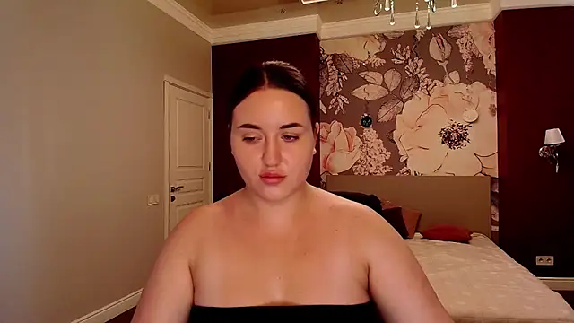 Roxie Bradley online show from 09-24-25, 05:47