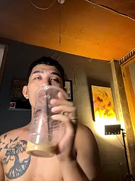 xlovercum online show from 01-14-26, 05:49