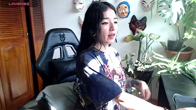 Snapshot of cat_salo chatting on 05-25-26, 07:34 cat salo online show from 05-25-26, 07:34