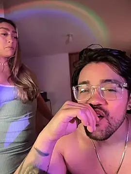 Im sophiie online show from 11-23-25, 06:23