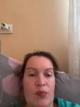 LoveNBloom online show from 07-10-26, 05:24