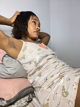  yisela  online show from 02-21-26, 10:34