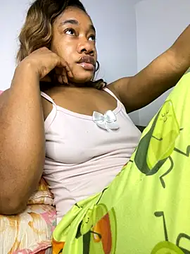  yisela  online show from 10-30-25, 12:42