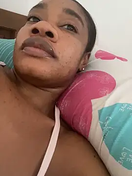  yisela  online show from 04-12-26, 09:40