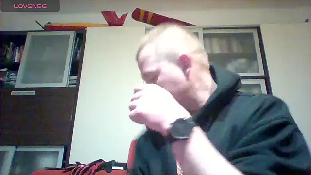 Matttthees online show from 11-19-25, 04:34