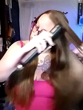 Snapshot of edgexchaos chatting on 02-18-26, 05:05 edgexchaos online show from 02-18-26, 05:05