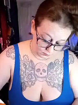 Snapshot of edgexchaos chatting on 02-27-26, 04:12 edgexchaos online show from 02-27-26, 04:12