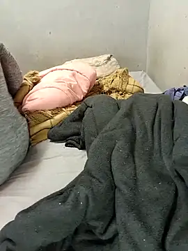 BeejayLoverxx online show from 09-15-25, 06:52