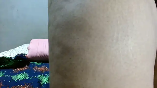 BeejayLoverxx online show from 02-11-26, 09:25