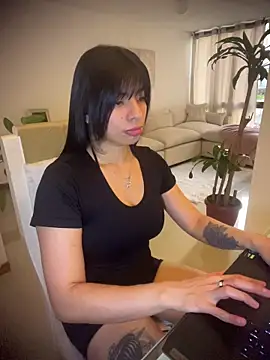 Miaparkerss  online show from 03-09-26, 10:46