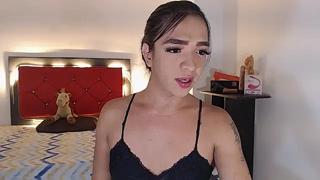 Snapshot of sofiaxdollxxx chatting on 10-05-25, 04:09 sofiaxdollxxx online show from 10-05-25, 04:09