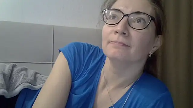 Ashleyspice online show from 12-16-25, 06:06