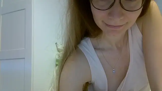 Ashleyspice online show from 05-14-26, 05:59