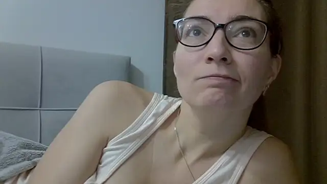 Ashleyspice online show from 12-17-25, 05:56