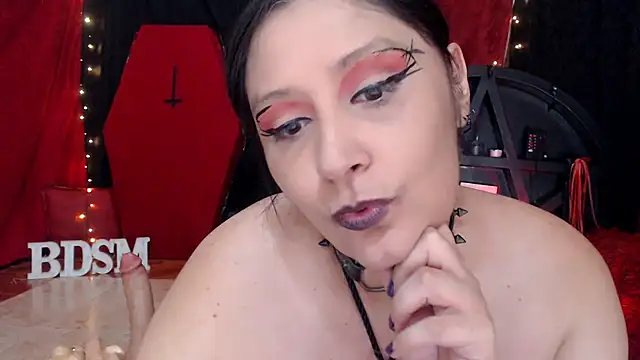 MonetKitty online show from 05-19-26, 07:32