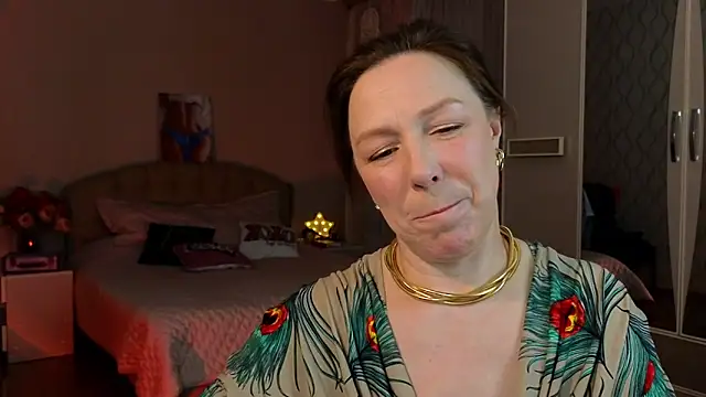 Snapshot of vanessawis_ chatting on 01-29-25, 12:01 vanessawis online show from 01-29-25, 12:01