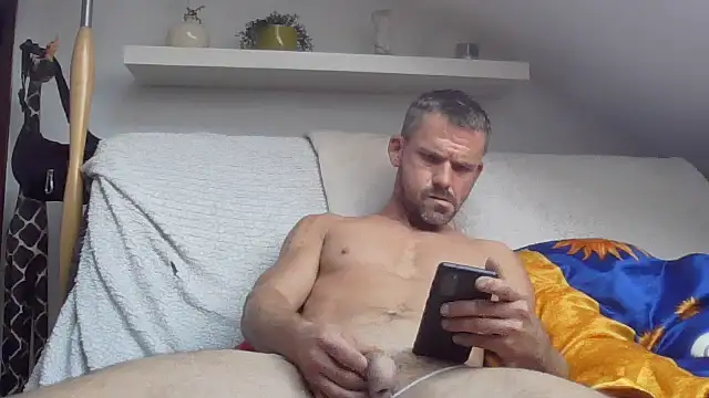 Cambitchboy online show from 09-30-25, 01:39