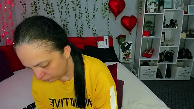 DarlingMilf online show from 04-10-26, 04:58