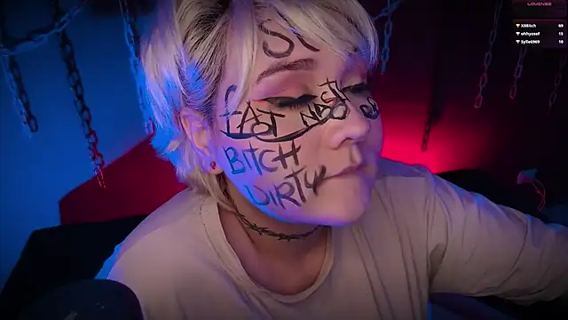 Snapshot of Laura_takint chatting on 03-10-25, 07:07 Laura takint online show from 03-10-25, 07:07