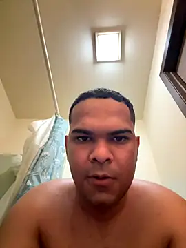 Snapshot of marhi32 chatting on 11-15-25, 12:42 marhi32 online show from 11-15-25, 12:42