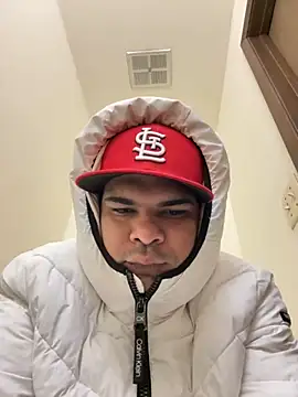 Snapshot of marhi32 chatting on 11-11-25, 12:11 marhi32 online show from 11-11-25, 12:11