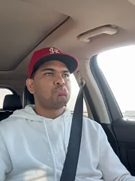 Snapshot of marhi32 chatting on 02-10-26, 08:52 marhi32 online show from 02-10-26, 08:52