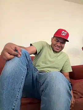 Snapshot of marhi32 chatting on 09-27-25, 05:19 marhi32 online show from 09-27-25, 05:19