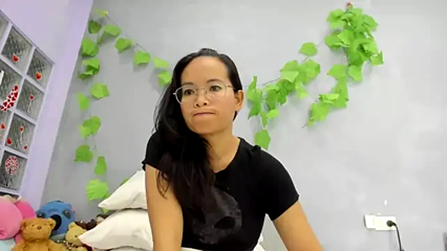 Snapshot of loveley_jenny chatting on 07-12-26, 06:36 loveley jenny online show from 07-12-26, 06:36